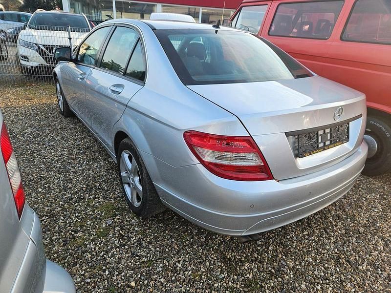Gebraucht Mercedes C200 136 PS (100 kW) 2007 Silber Limousine