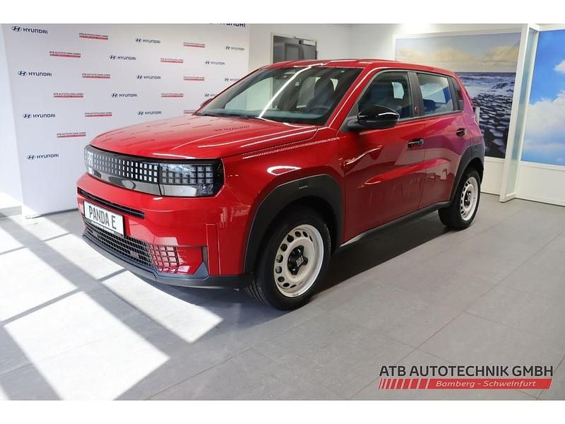 Neu Fiat Grande Panda La Prima 83 kW (113 PS) 2026 Rot Kleinwagen