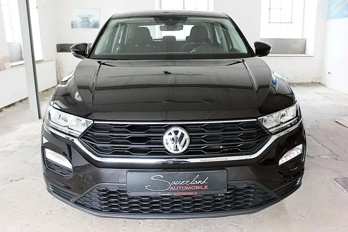 Usata VW T-Roc 116 CV (85 kW) 2019 Nero SUV