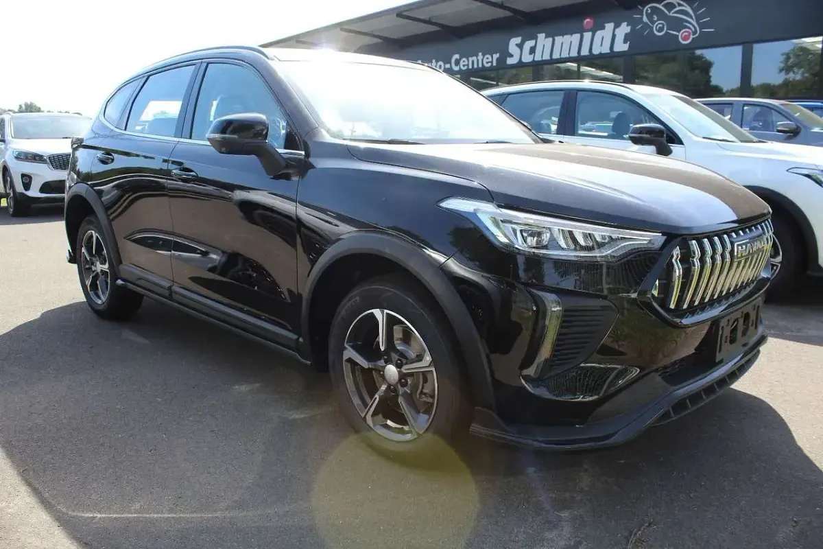 Neu Haval Jolion Premium 177 PS (130 kW) 2026 Schwarz SUV