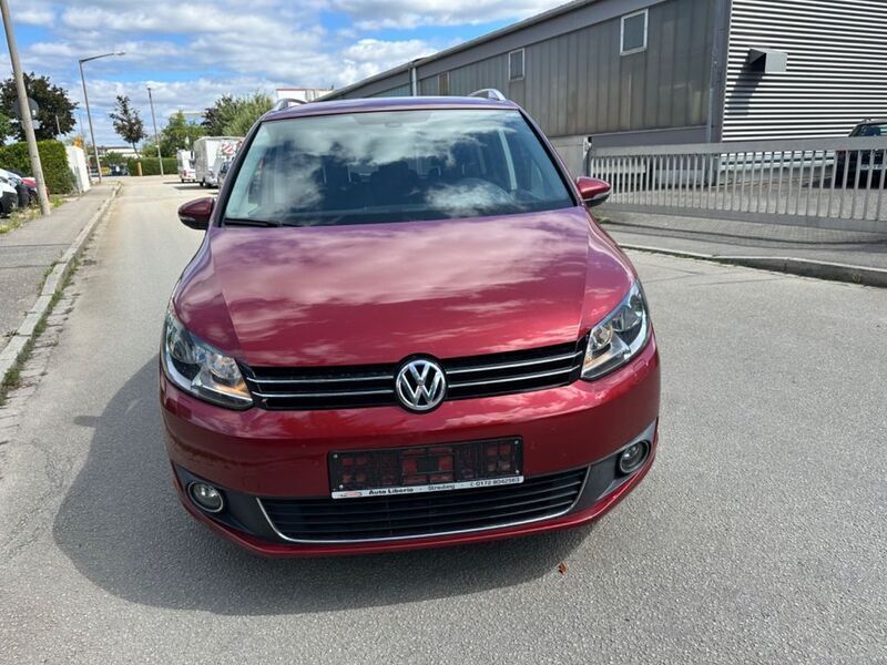 Rot Gebraucht 2010 VW Touran Highline Van / Kleinbus | 4.990 € (Superpreis) - Bild 1/4