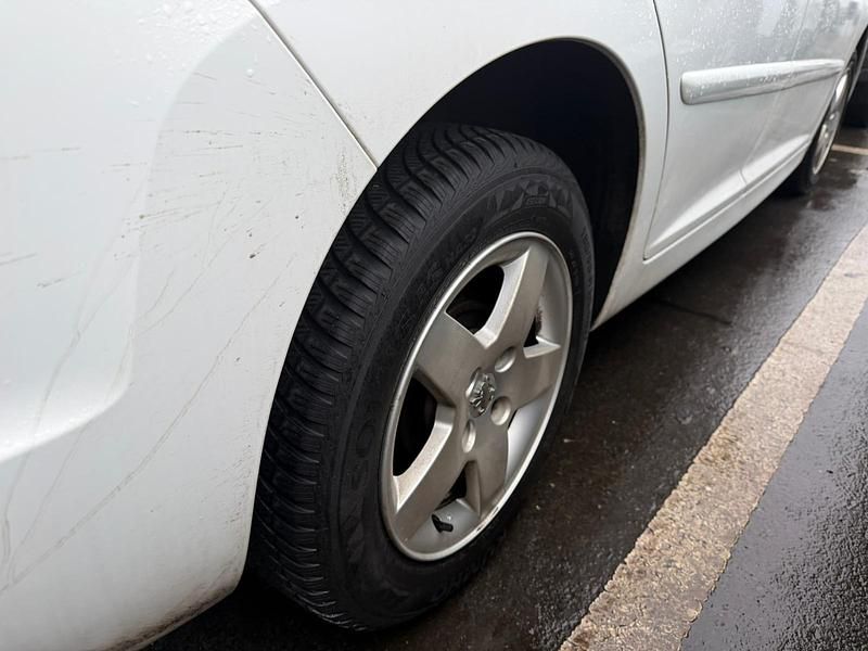 Gebraucht Peugeot 207 Sport 95 PS (69 kW) 2007 Weiß Kombi