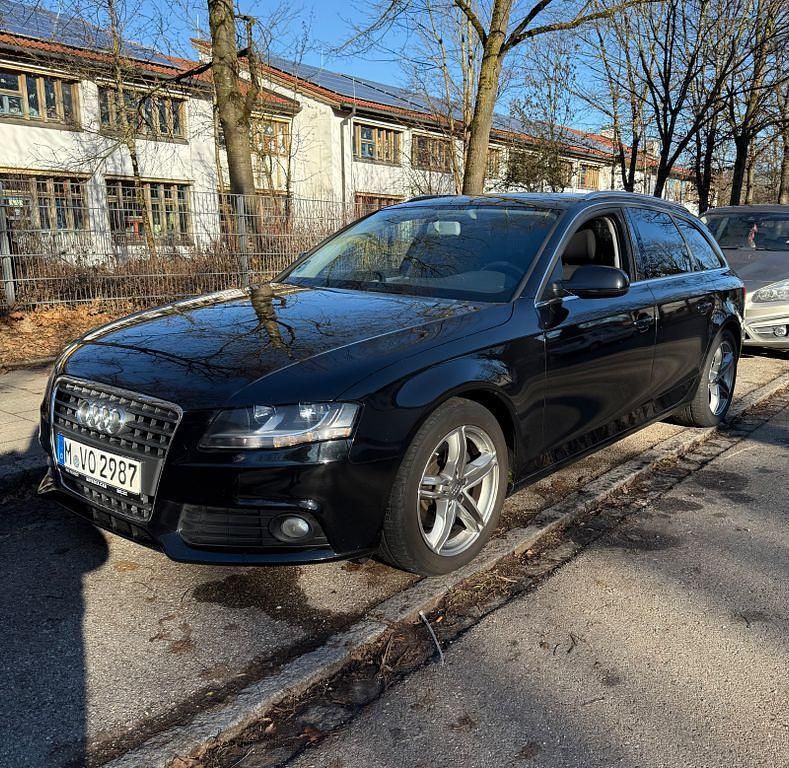 Gebraucht Audi A4 Attraction 160 PS (117 kW) 2009 Schwarz Kombi