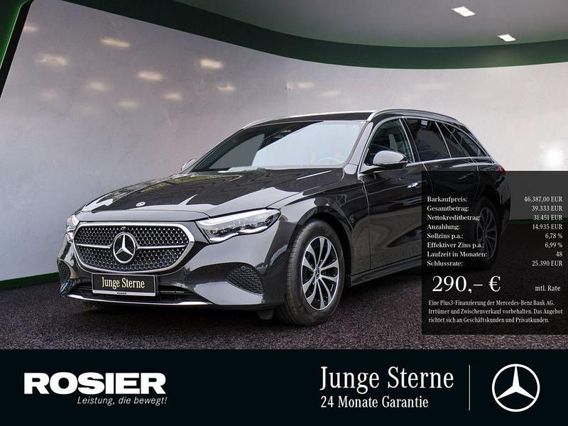 Grau / graphitgrau Gebraucht 2024 Mercedes E220 Advanced Plus Kombi | 46.387 € (Superpreis) - Bild 1/4