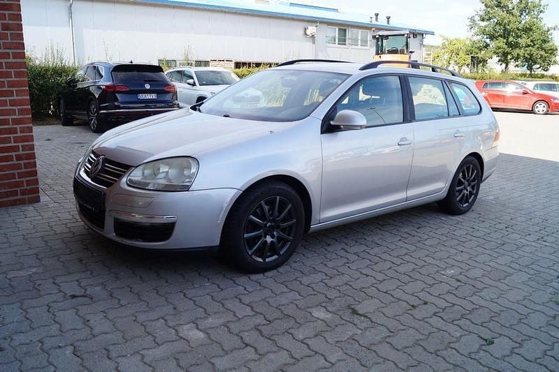 Silber Gebraucht 2008 VW Golf V Trendline Kombi | 1.000 € (Superpreis) - Bild 1/4