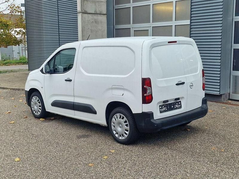 Gebraucht Opel Combo Edition 76 PS (55 kW) 2019 White jade Van / Kleinbus