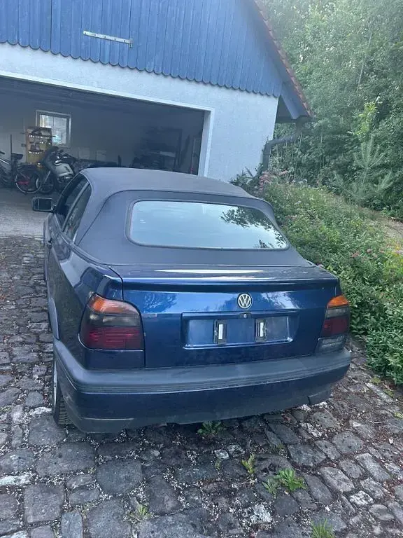 Gebraucht VW Golf Cabriolet 116 PS (85 kW) 1997 Blau Cabrio