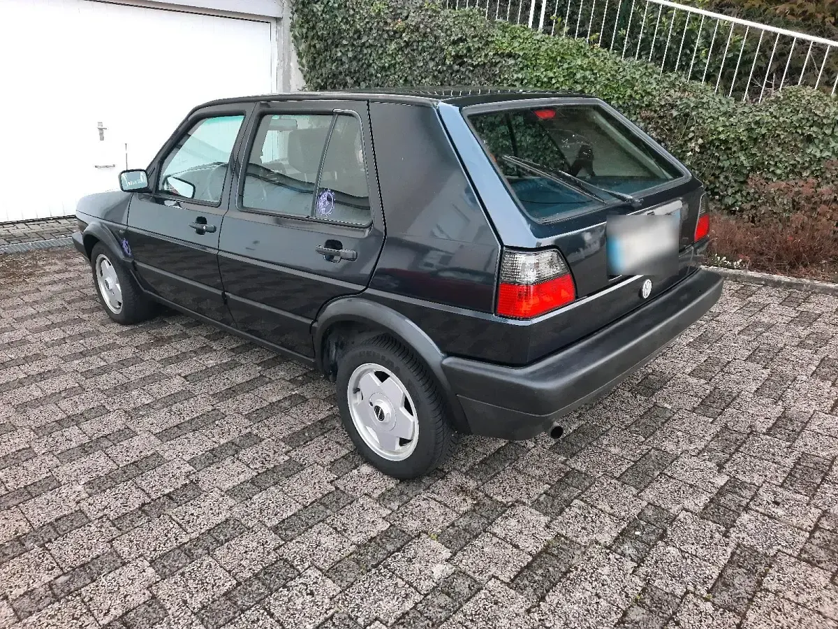 Gebraucht VW Golf II 60 PS (44 kW) 1990 Blau Kleinwagen