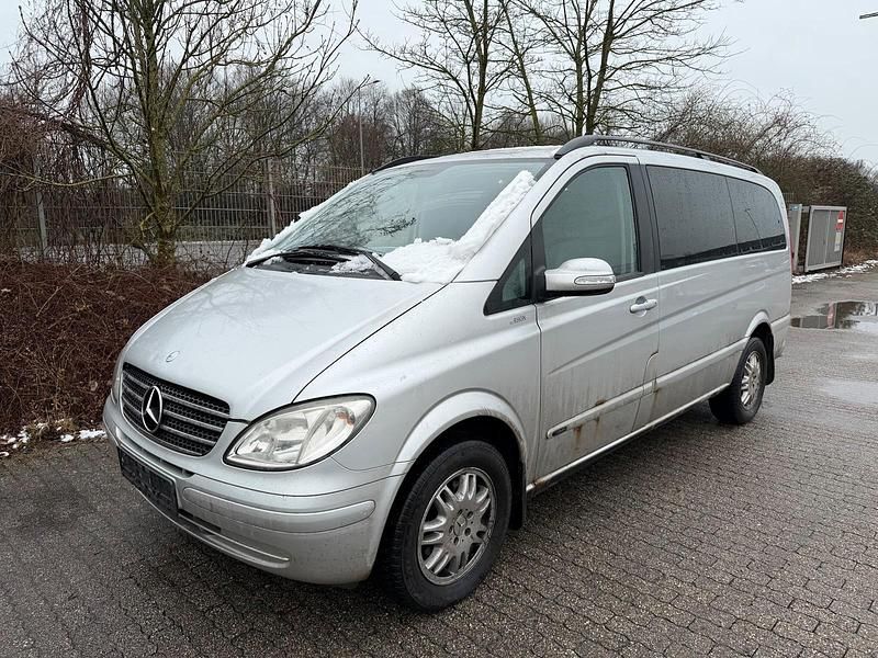 Gebraucht Mercedes Viano 150 PS (110 kW) 2004 Silber Van / Kleinbus