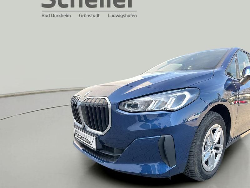 Gebraucht BMW 218 136 PS (100 kW) 2023 Blau Van / Kleinbus