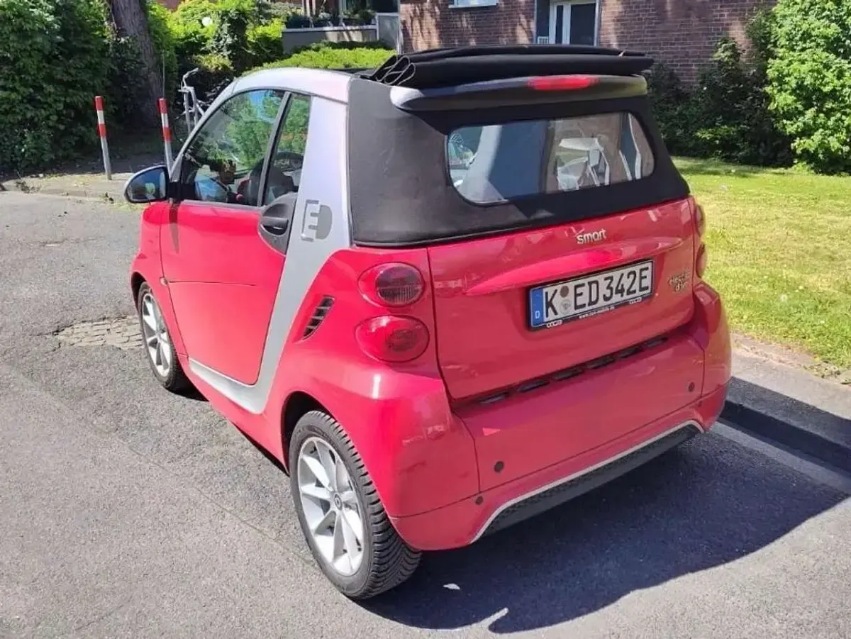 Gebraucht Smart ForTwo Cabrio Brabus 55 kW (75 PS) 2012 Rot Cabrio