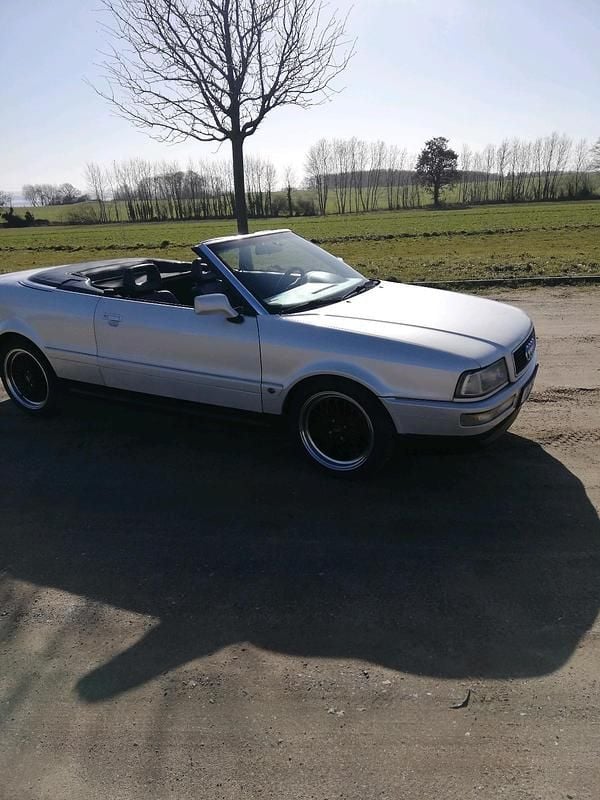 Second-hand Audi 80 133 CP (97 kW) 1992 Alb Cabrio