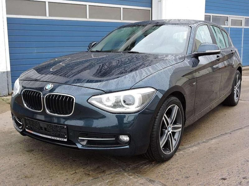 Gebraucht BMW 116 Sport Line 136 PS (100 kW) 2013 Midnight blue metallic Kleinwagen