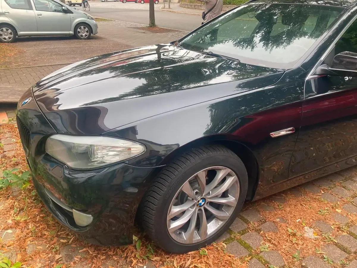 Gebraucht BMW 520 184 PS (135 kW) 2013 Schwarz Kombi