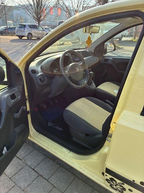 Gebraucht Fiat Panda 69 PS (50 kW) 2010 Gelb Kleinwagen