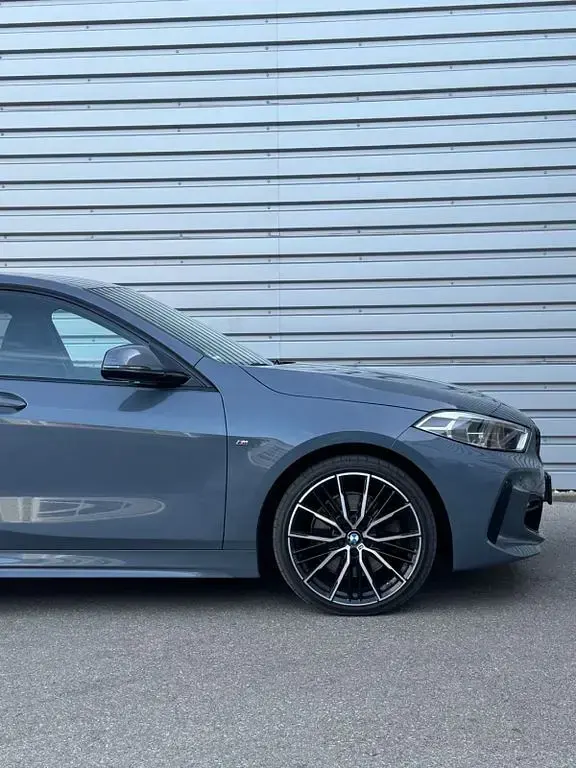 Gebraucht BMW 120 M Sport 190 PS (139 kW) 2019 Grau Kleinwagen