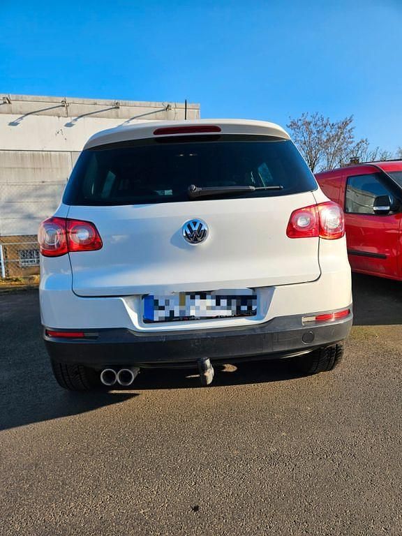 Gebraucht VW Tiguan Trendline 140 PS (102 kW) 2008 Weiß SUV