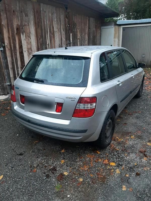Gebraucht Fiat Stilo 103 PS (75 kW) 2004 Grau Limousine