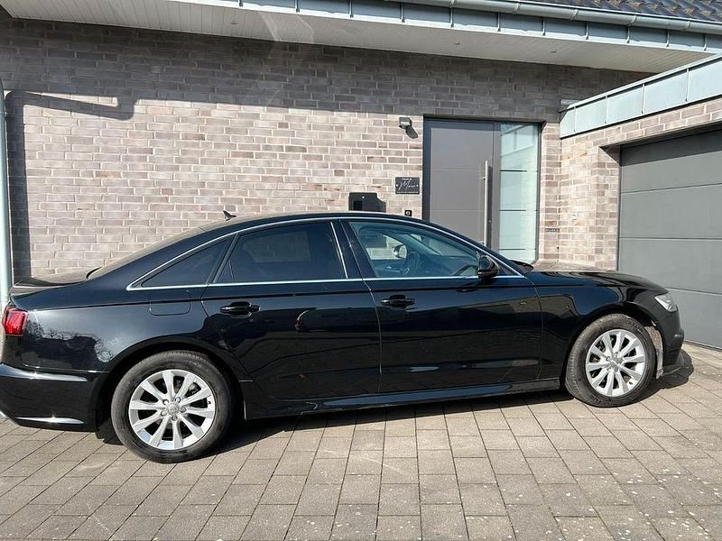Gebraucht Audi A6 Basis 190 PS (139 kW) 2017 Schwarz Limousine