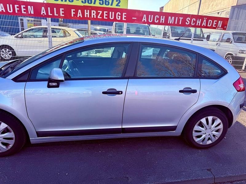 Gebraucht Citroën C4 Style 120 PS (88 kW) 2008 Silber Limousine