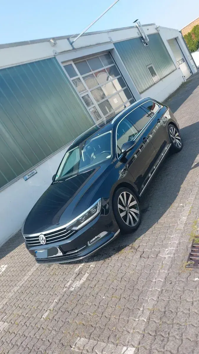 Usata VW Passat 239 CV (175 kW) 2015 Nero Station wagon