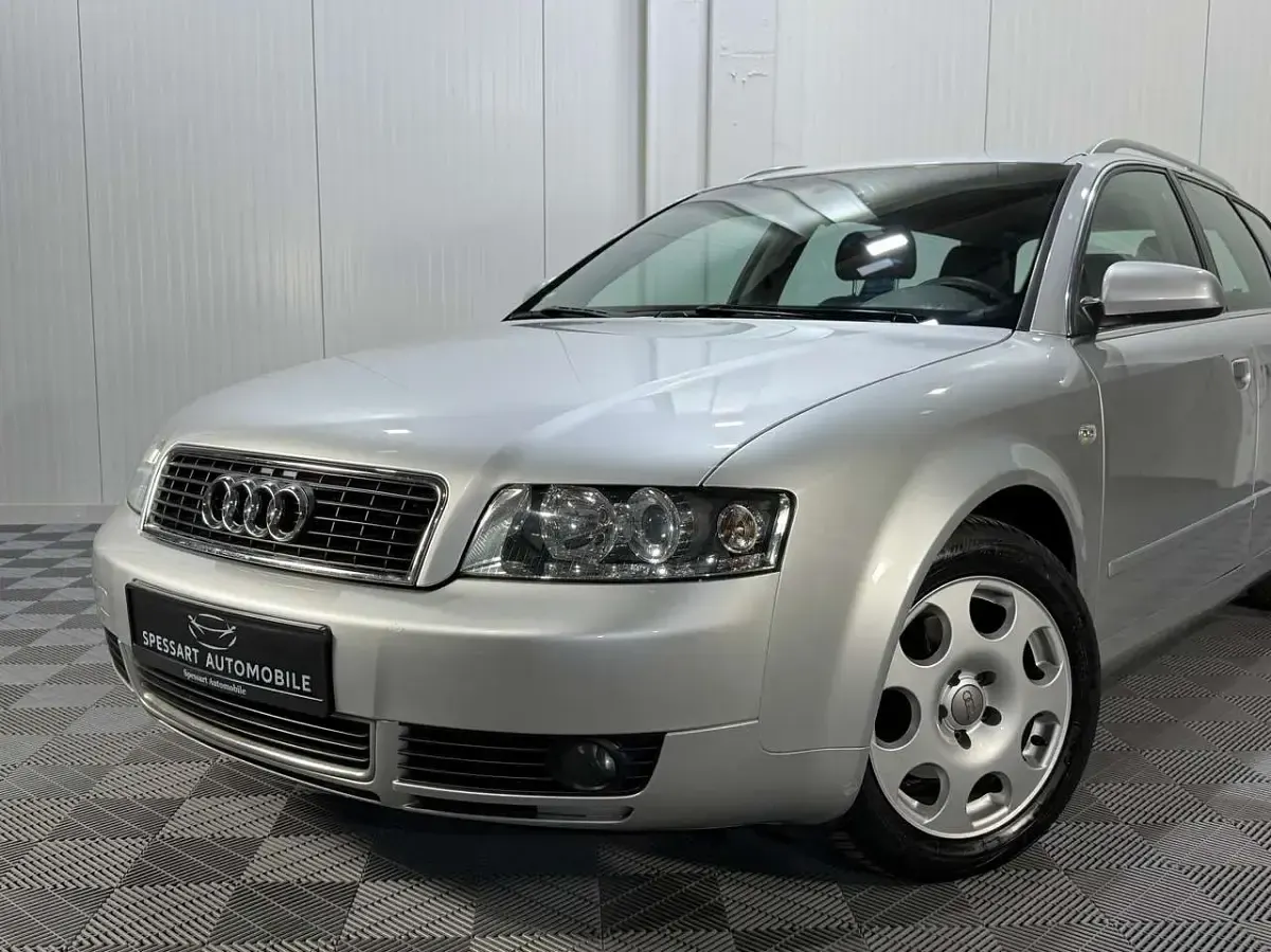 Gebraucht Audi A4 131 PS (96 kW) 2004 Silber Kombi