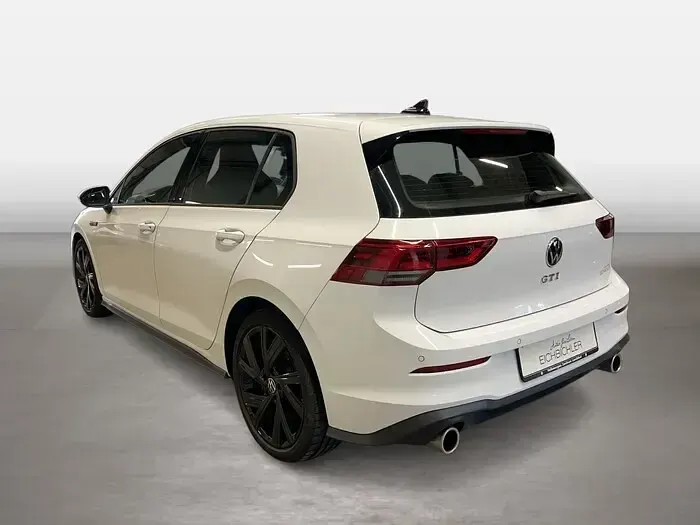 Gebraucht VW Golf VIII GTI 245 PS (180 kW) 2023 Pure white Limousine