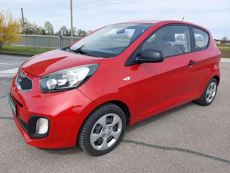 Gebraucht Kia Picanto 69 PS (50 kW) 2013 Signalrot met. Kleinwagen