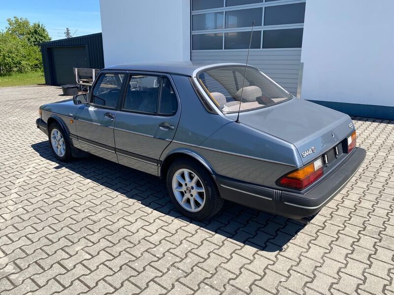 Gebraucht Saab 900 128 PS (94 kW) 1992 Grau Kleinwagen