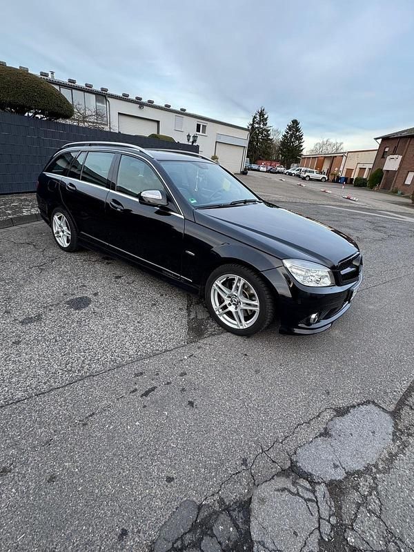 Gebraucht Mercedes C320 AMG 224 PS (164 kW) 2009 Schwarz Kombi