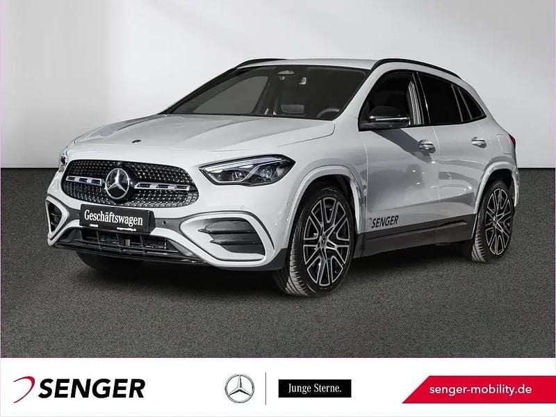 Schwarz Gebraucht 2025 Mercedes GLA180 AMG SUV | 41.985 € (Etwas zu teuer) - Bild 1/1