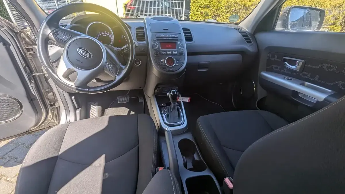 Gebraucht Kia Soul 140 PS (102 kW) 2014 Silber SUV