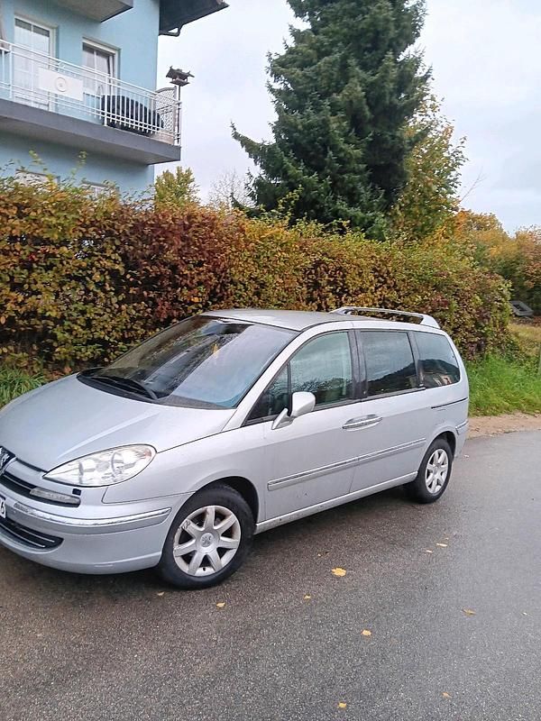 Gebraucht Peugeot 807 177 PS (130 kW) 2008 Silber Van / Kleinbus