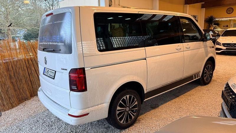 Gebraucht VW Multivan Generation Six 204 PS (150 kW) 2022 Candyweiss Van