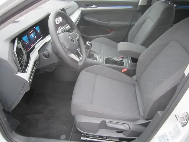 Gebraucht VW Golf VIII Edition 116 PS (85 kW) 2020 Weiß Limousine