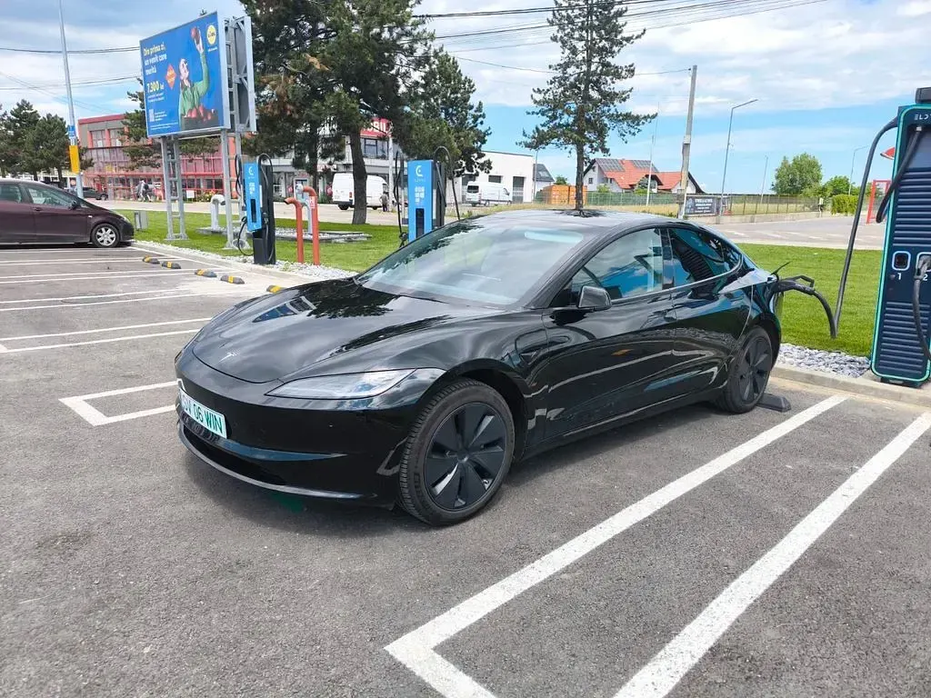 Gebraucht Tesla Model 3 Long Range RWD 224 kW (305 PS) 2025 Schwarz Limousine