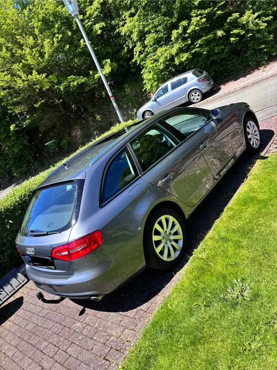 Używany Audi A4 245 KM (180 kW) 2012 Szary Kombi