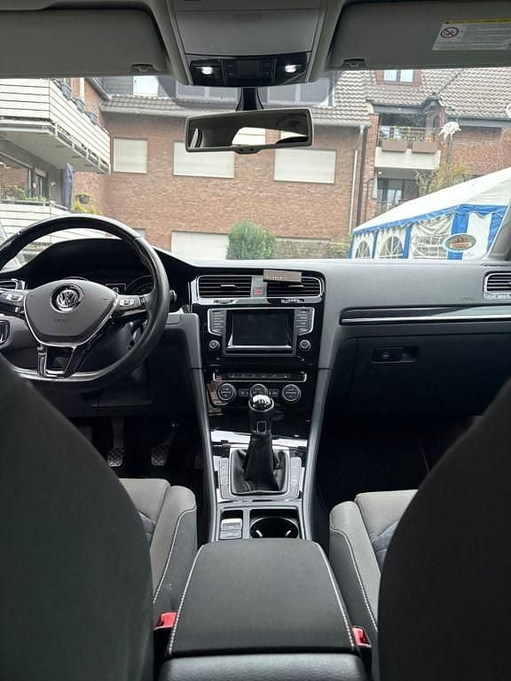 Gebraucht VW Golf VII Highline 140 PS (102 kW) 2013 Schwarz Limousine