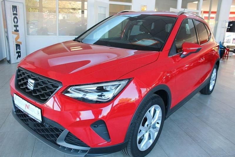 Rot Gebraucht 2022 Seat Arona Beats SUV | 17.990 € (Fairer Preis) - Bild 1/4