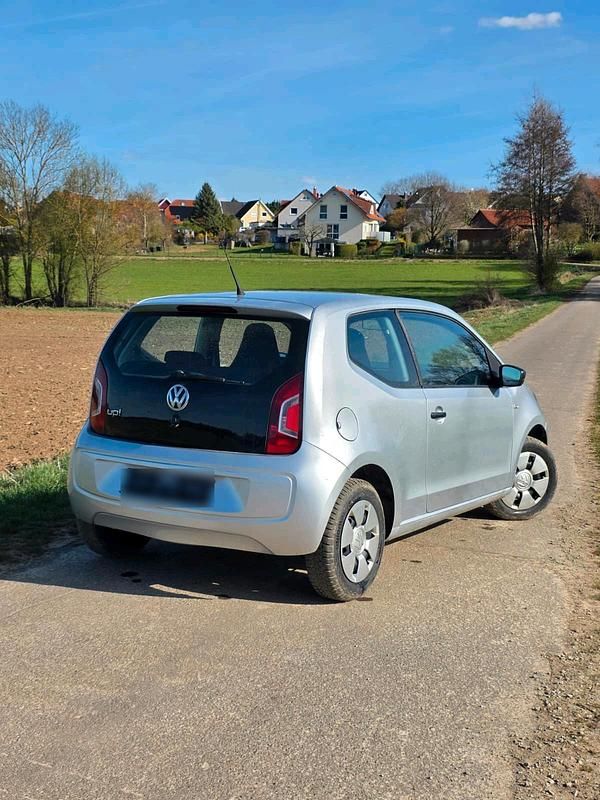 Second-hand VW up! 60 CP (44 kW) 2012 Argintiu Hatchback