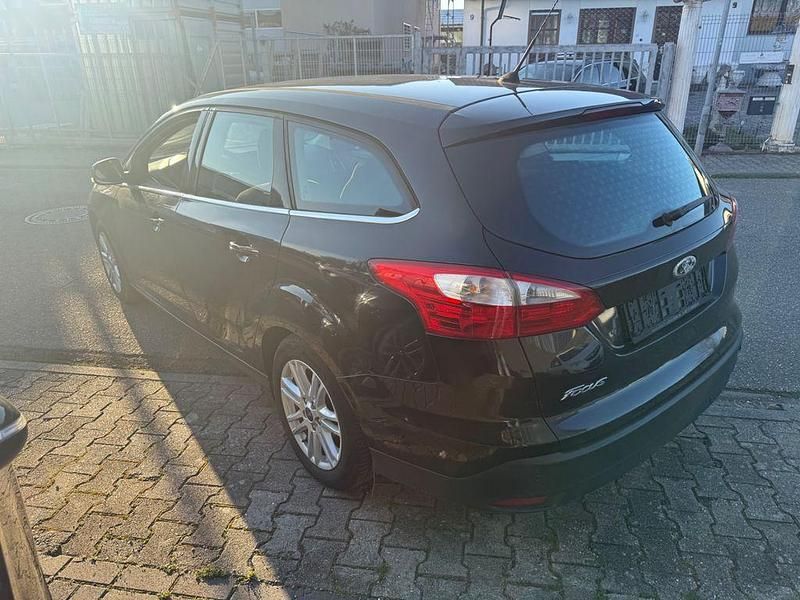 Gebraucht Ford Focus Titanium 116 PS (85 kW) 2013 Schwarz Kombi