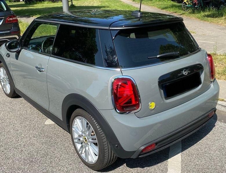 Second-hand Mini Cooper SE 135 kW (184 CP) 2021 Gri Hatchback