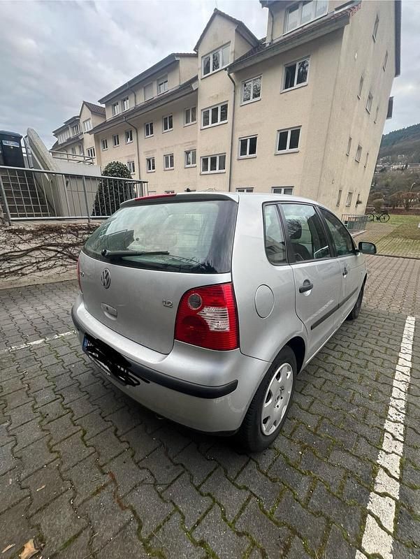 Gebraucht VW Polo 64 PS (47 kW) 2003 Silber Kleinwagen