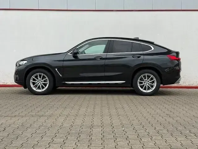 Gebraucht BMW X4 Performance 190 PS (139 kW) 2022 Grau SUV