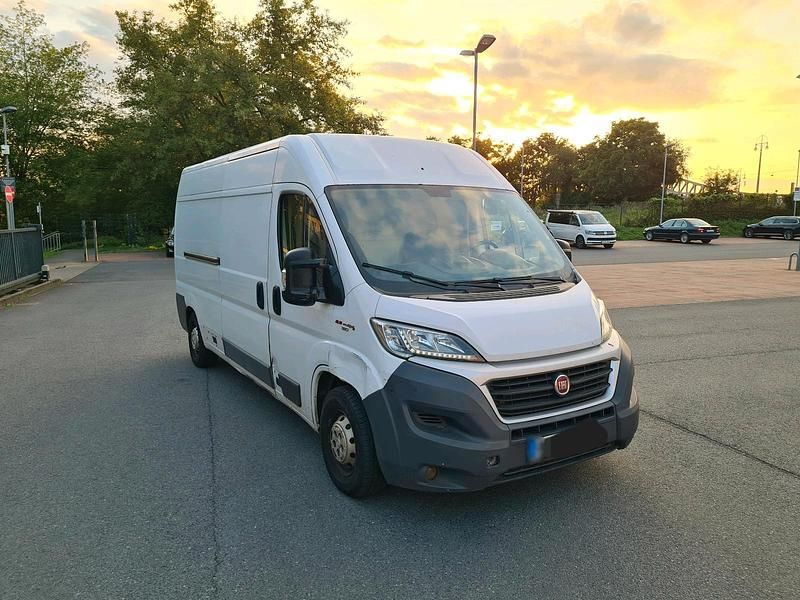 Gebraucht Fiat Ducato 130 PS (95 kW) 2017 Weiß Van