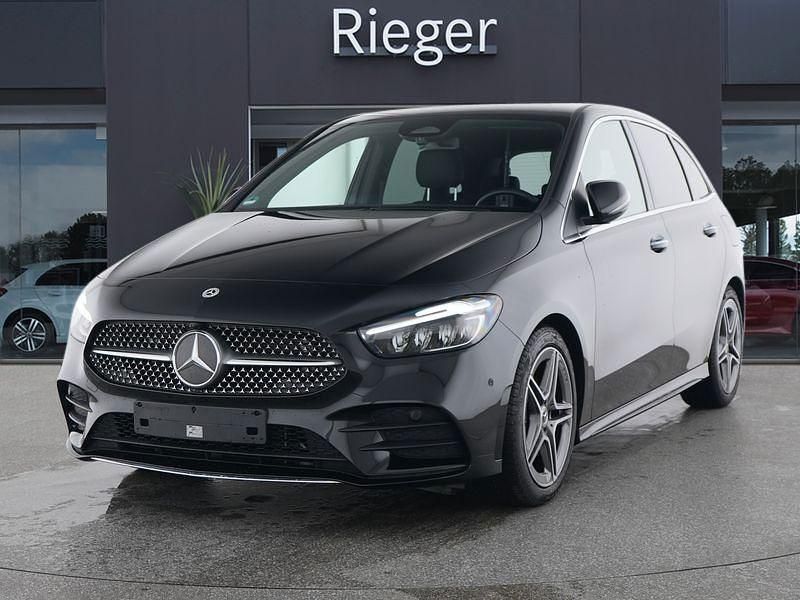 Schwarz Gebraucht 2024 Mercedes B200 AMG Van / Kleinbus | 34.489 € (Etwas zu teuer) - Bild 1/4