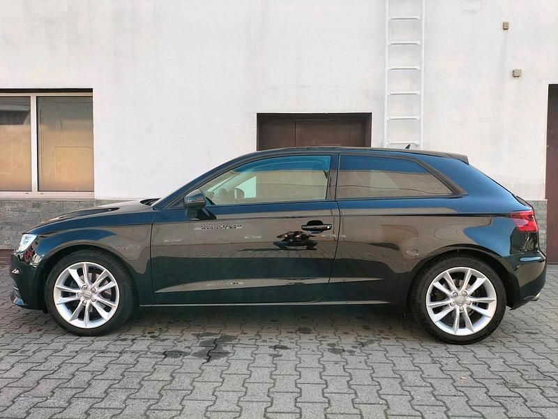 Second-hand Audi A3 122 CP (89 kW) 2013 Negru Hatchback