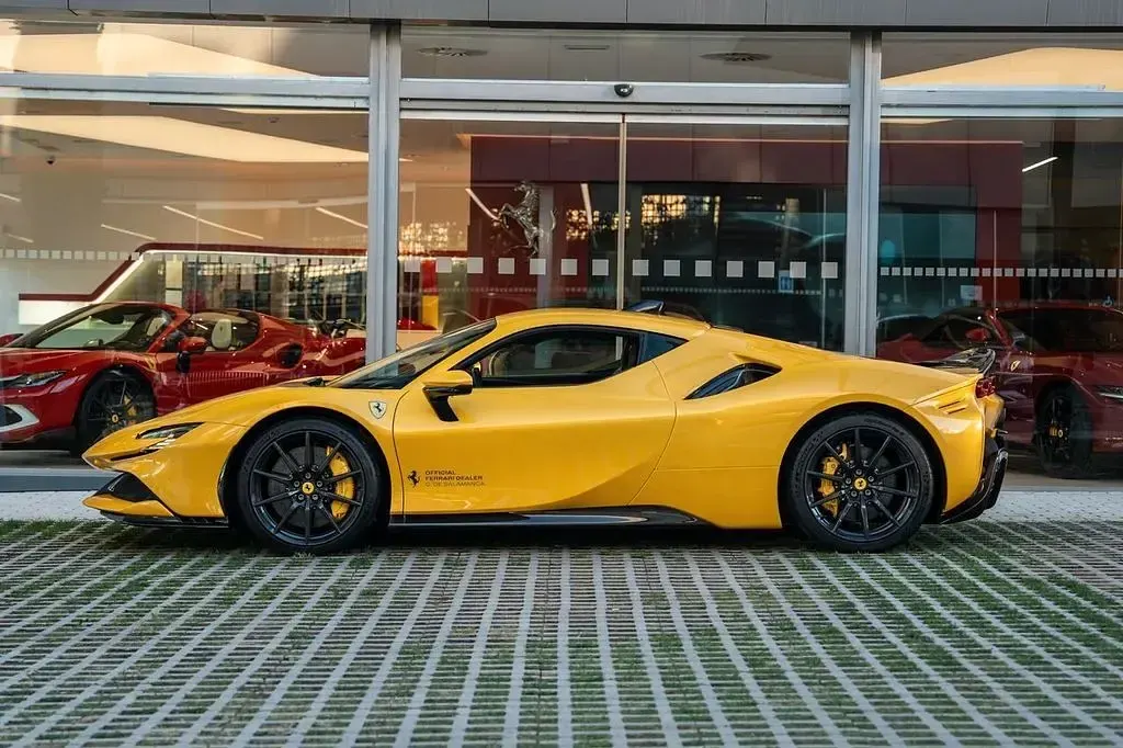 Gebraucht Ferrari SF90 2021