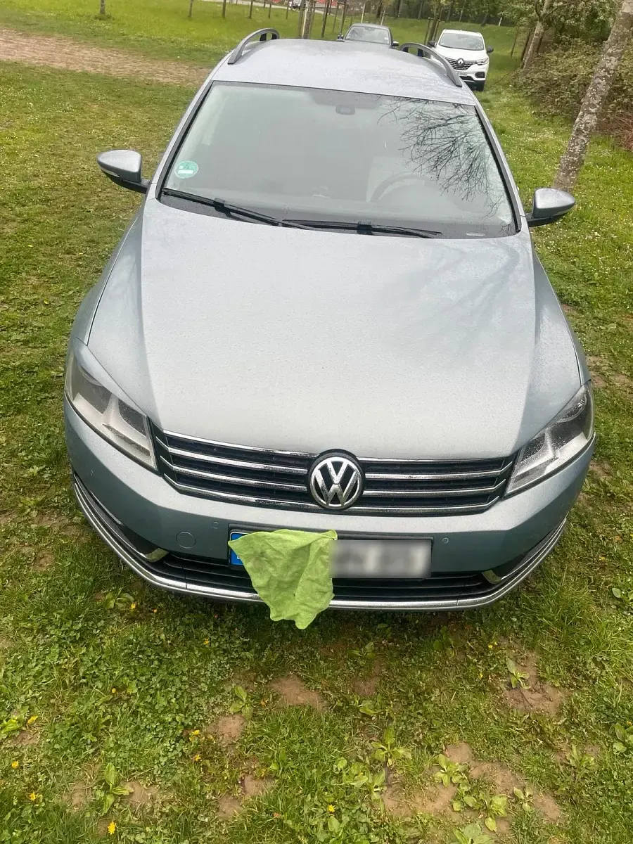 Usata VW Passat 160 CV (117 kW) 2012 Grigio Station wagon
