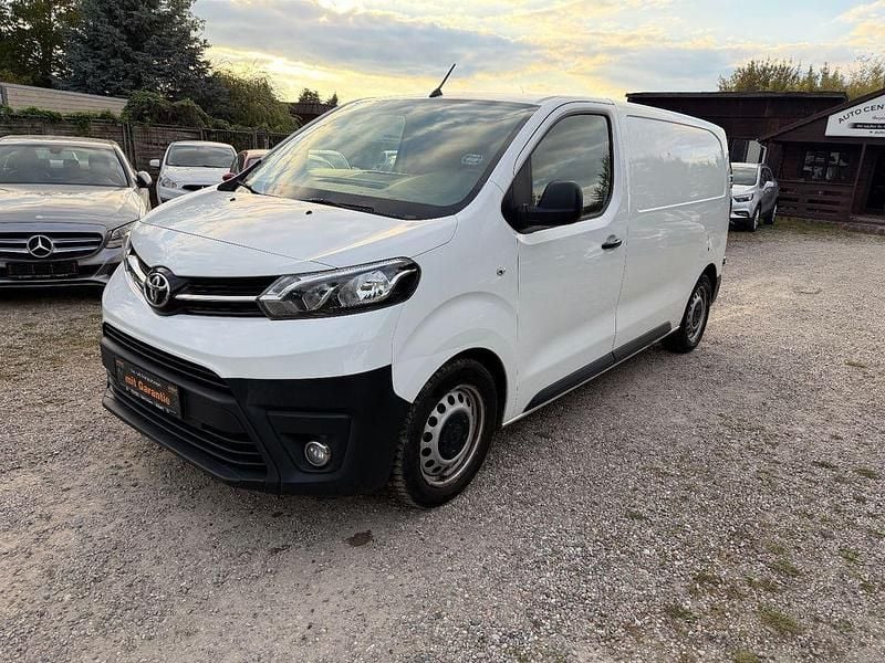 Gebraucht Toyota Proace Comfort 116 PS (85 kW) 2016 Weiß Van / Kleinbus